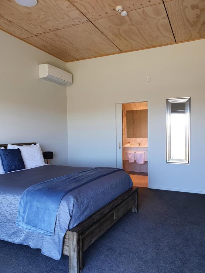 Pukaki Air Lodge Туизъл Екстериор снимка