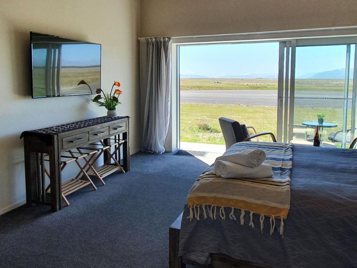 Pukaki Air Lodge Туизъл Екстериор снимка