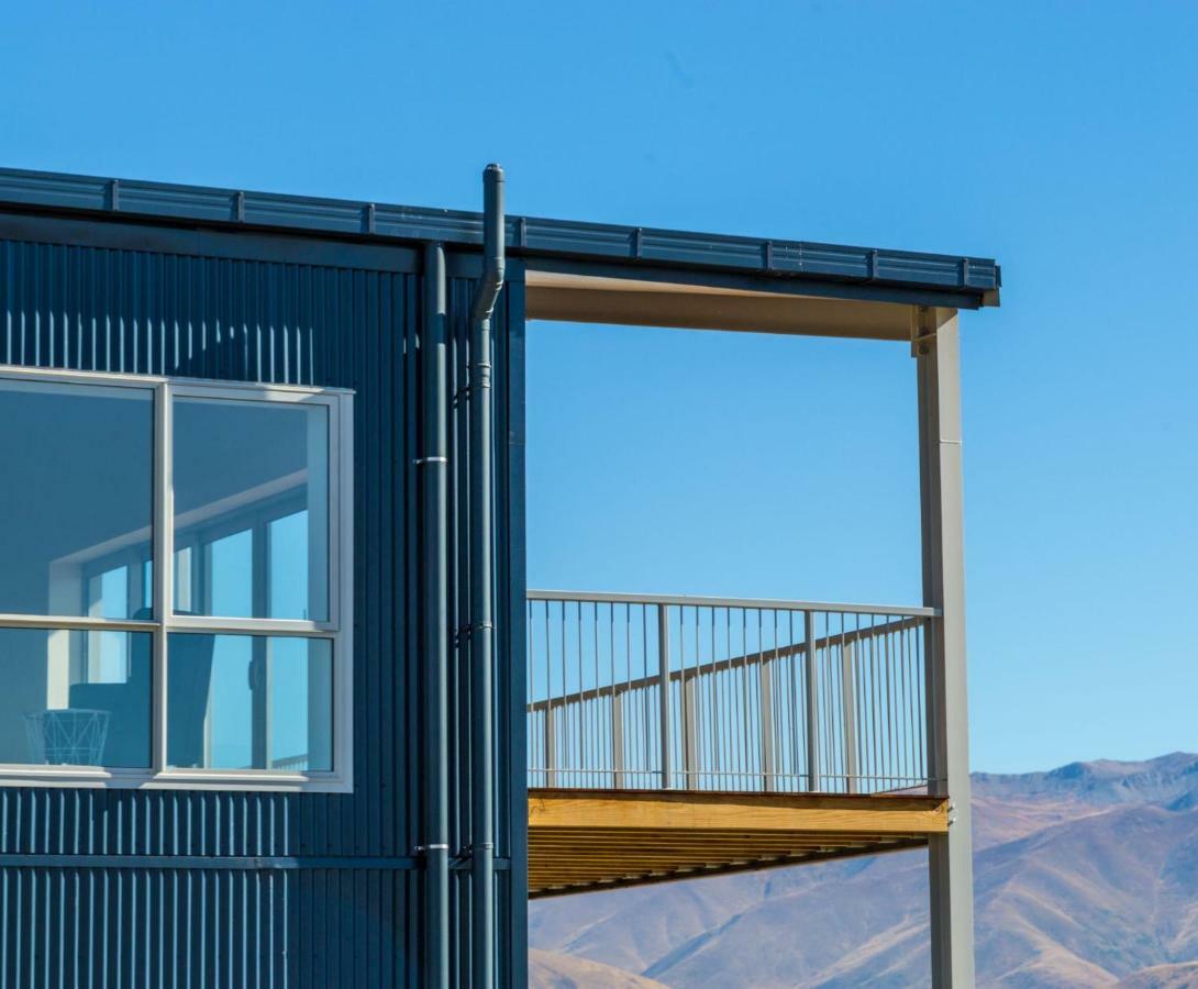 Pukaki Air Lodge Туизъл Екстериор снимка